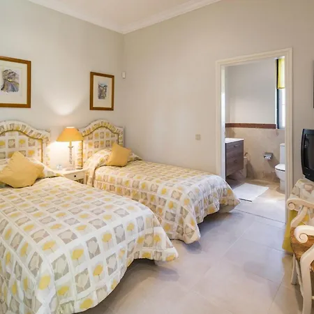 Sera - Luxury 3 Bedroom With Pool, Golf,beach Ludo