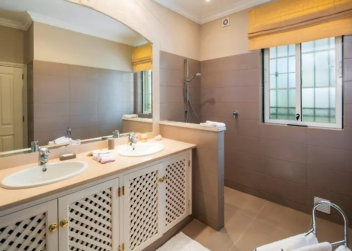 Διαμέρισμα Sera - Luxury 3 Bedroom With Pool, Golf,beach *