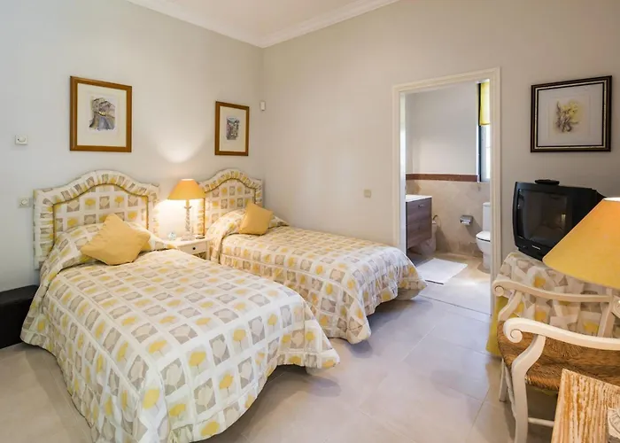 Sera - Luxury 3 Bedroom With Pool, Golf,beach Ludo