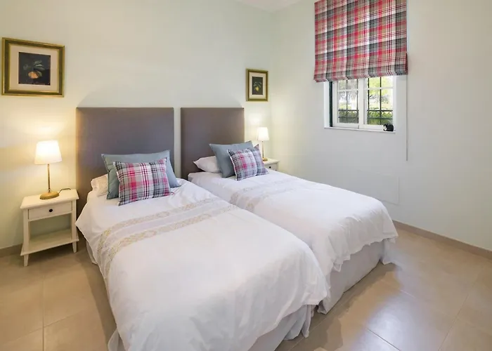 Sera - Luxury 3 Bedroom With Pool, Golf,beach Apartment *